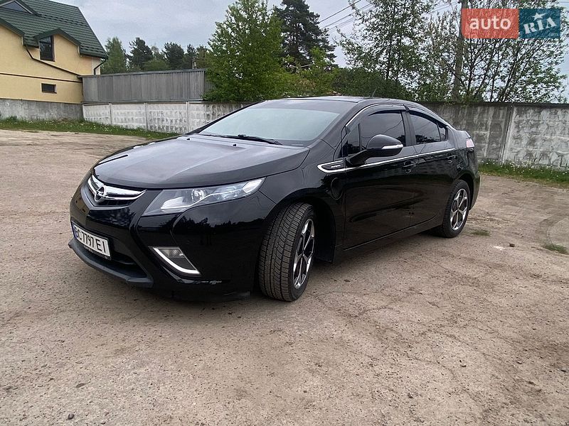 Opel Ampera 2011