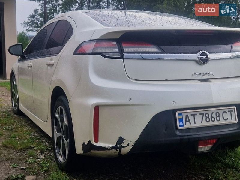 Хэтчбек Opel Ampera 2012 в Ивано-Франковске