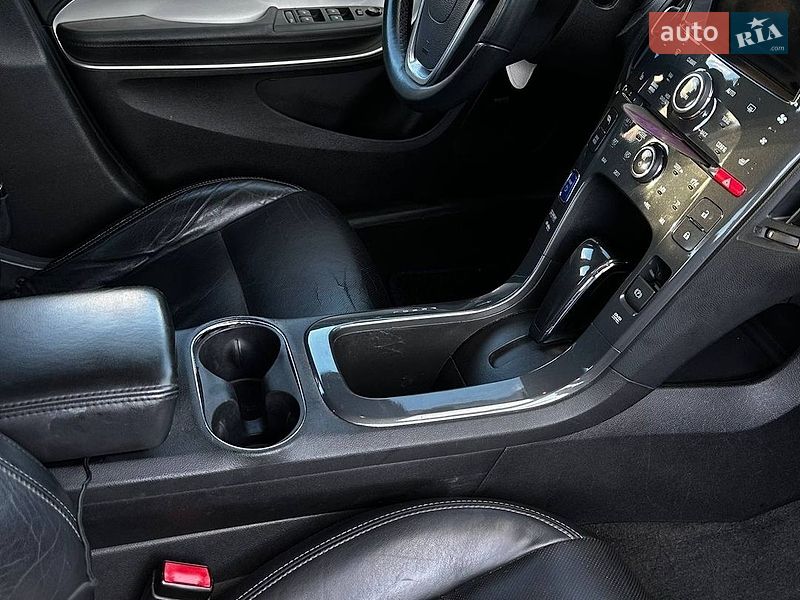 Хэтчбек Opel Ampera 2011 в Киеве