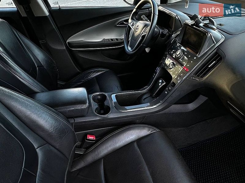 Хэтчбек Opel Ampera 2011 в Киеве