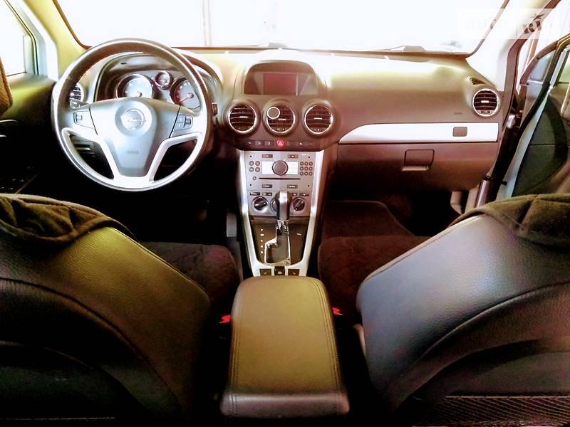 Позашляховик / Кросовер Opel Antara 2011 в Києві