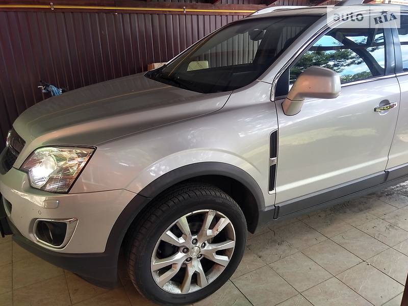Позашляховик / Кросовер Opel Antara 2011 в Києві