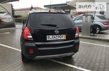 Позашляховик / Кросовер Opel Antara 2012 в 