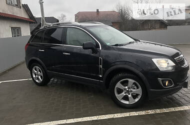 Позашляховик / Кросовер Opel Antara 2012 в 