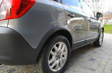 Позашляховик / Кросовер Opel Antara 2011 в 