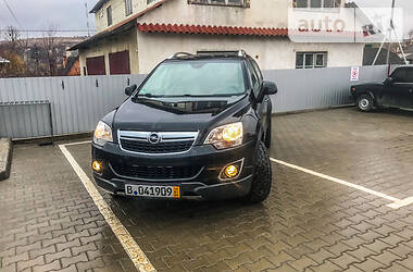 Позашляховик / Кросовер Opel Antara 2012 в 