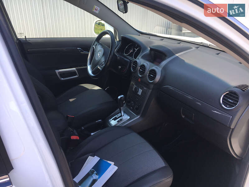 Внедорожник / Кроссовер Opel Antara 2010 в Снятине