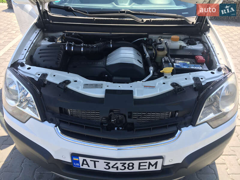 Внедорожник / Кроссовер Opel Antara 2010 в Снятине