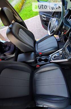 Внедорожник / Кроссовер Opel Antara 2013 в 