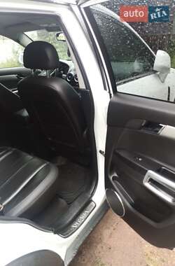 Внедорожник / Кроссовер Opel Antara 2011 в 