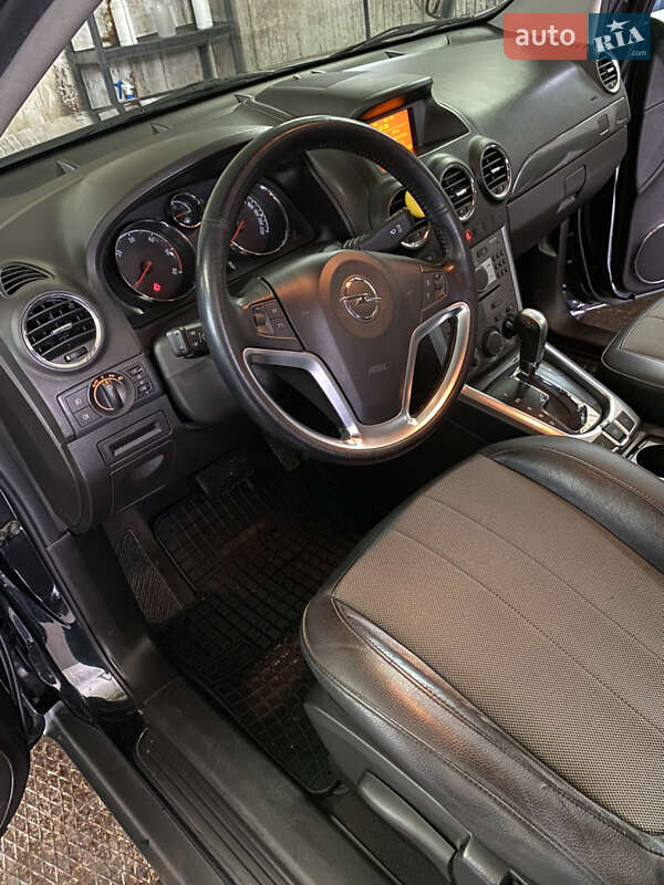 Внедорожник / Кроссовер Opel Antara 2012 в Ивано-Франковске