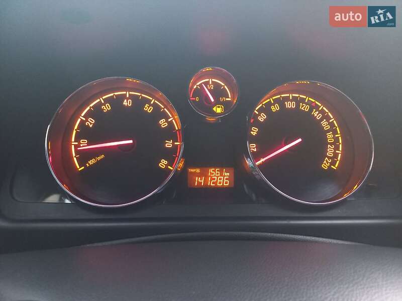 Внедорожник / Кроссовер Opel Antara 2013 в Тараще