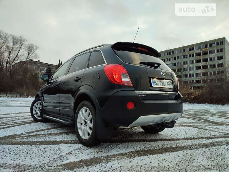 Внедорожник / Кроссовер Opel Antara 2011 в Новом Роздоле