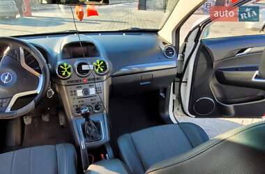 Внедорожник / Кроссовер Opel Antara 2009 в 