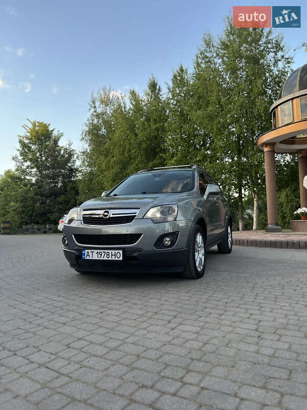 Позашляховик / Кросовер Opel Antara 2012 в Івано-Франківську