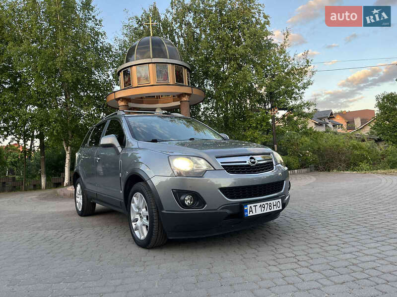 Позашляховик / Кросовер Opel Antara 2012 в Івано-Франківську