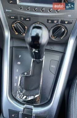Позашляховик / Кросовер Opel Antara 2012 в Івано-Франківську