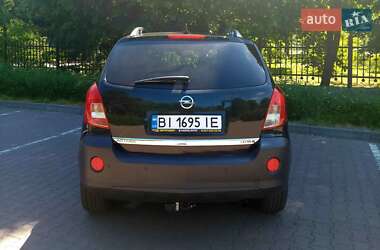 Позашляховик / Кросовер Opel Antara 2012 в 