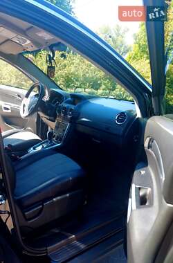 Позашляховик / Кросовер Opel Antara 2012 в 