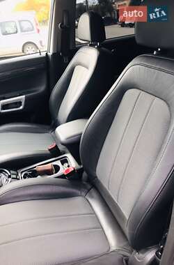 Внедорожник / Кроссовер Opel Antara 2013 в 