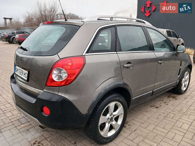 Внедорожник / Кроссовер Opel Antara 2006 в Краматорске