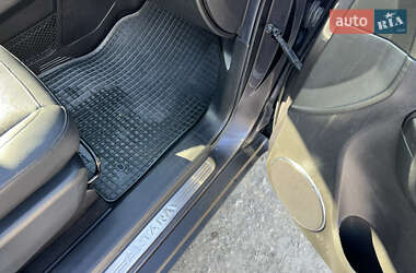 Внедорожник / Кроссовер Opel Antara 2012 в 