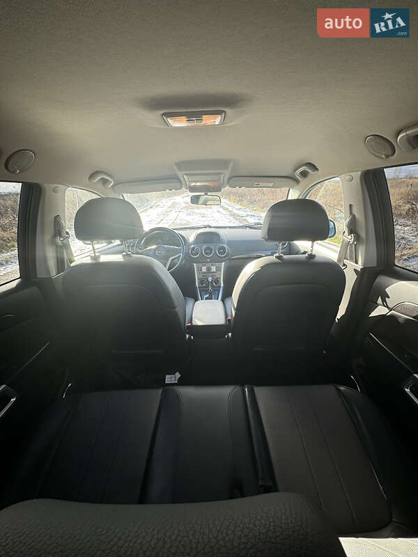Внедорожник / Кроссовер Opel Antara 2011 в Олевске