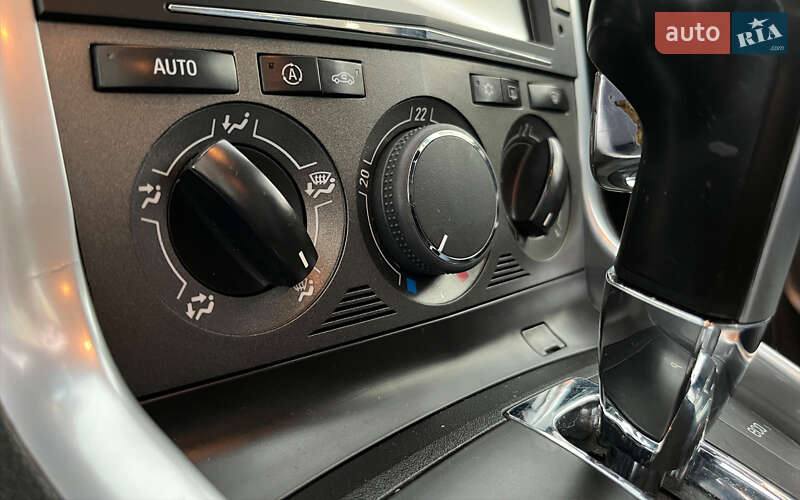 Внедорожник / Кроссовер Opel Antara 2011 в Шептицькому