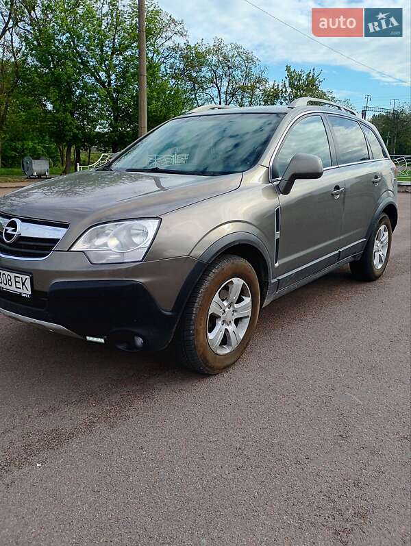 Внедорожник / Кроссовер Opel Antara 2006 в 