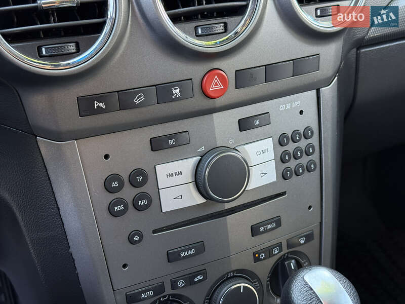 Позашляховик / Кросовер Opel Antara 2006 в Миколаєві