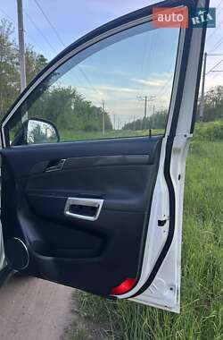 Внедорожник / Кроссовер Opel Antara 2010 в 