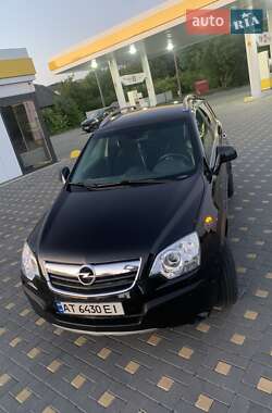 Внедорожник / Кроссовер Opel Antara 2010 в 