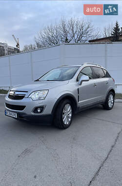 Позашляховик / Кросовер Opel Antara 2013 в Львові