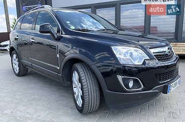 Позашляховик / Кросовер Opel Antara 2012 в 
