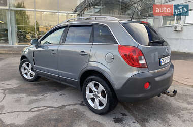 Внедорожник / Кроссовер Opel Antara 2011 в 