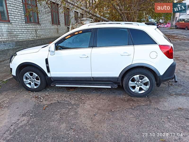 Внедорожник / Кроссовер Opel Antara 2012 в 