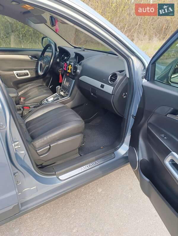 Внедорожник / Кроссовер Opel Antara 2013 в Харькове