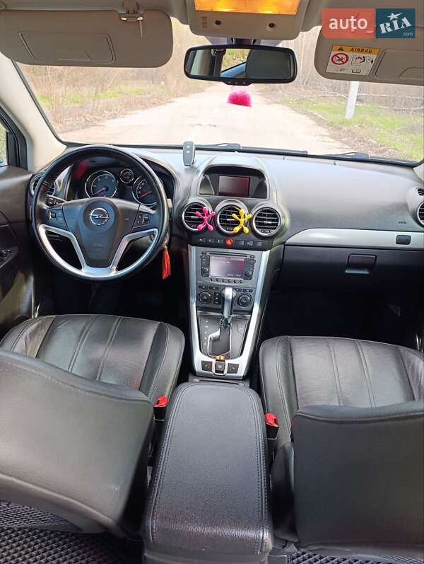 Внедорожник / Кроссовер Opel Antara 2013 в Харькове