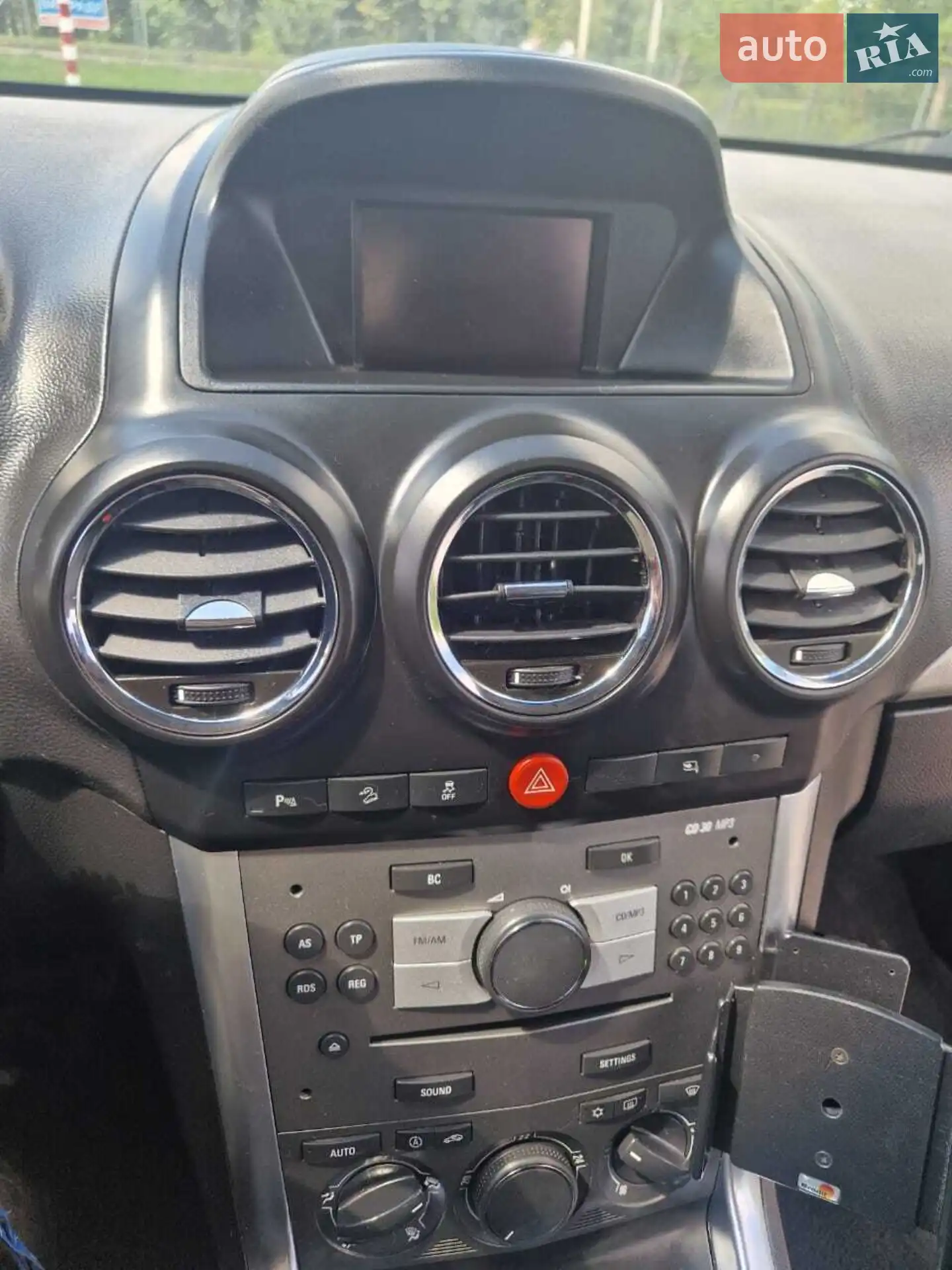 2011 Opel Antara - мініатюра 10