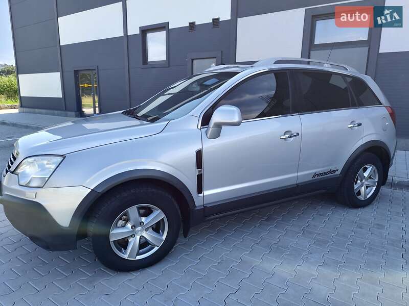 Внедорожник / Кроссовер Opel Antara 2007 в 