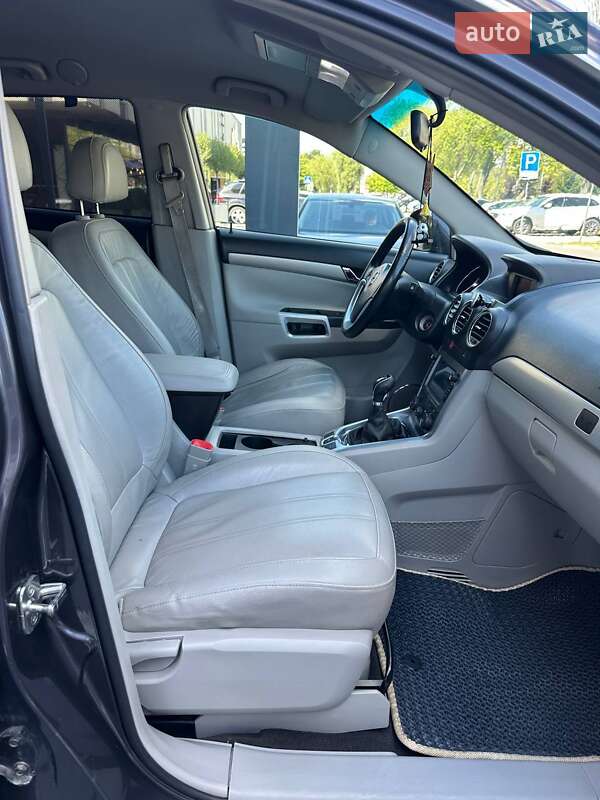 Внедорожник / Кроссовер Opel Antara 2013 в Львове