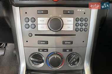 Внедорожник / Кроссовер Opel Antara 2012 в 