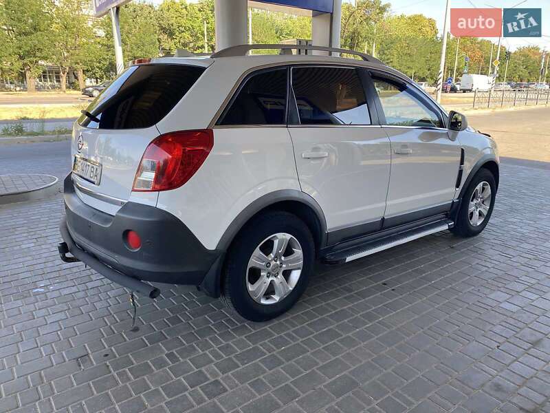 Позашляховик / Кросовер Opel Antara 2012 в Миколаєві