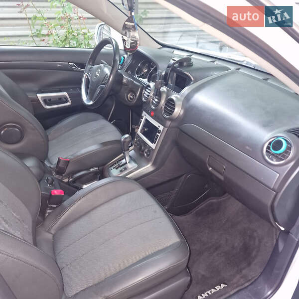 Внедорожник / Кроссовер Opel Antara 2007 в Черновцах