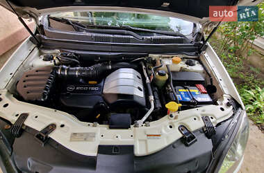 Внедорожник / Кроссовер Opel Antara 2007 в 
