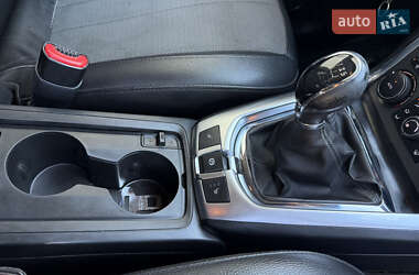 Внедорожник / Кроссовер Opel Antara 2013 в 
