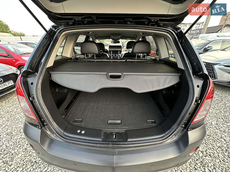 Позашляховик / Кросовер Opel Antara 2014 в Івано-Франківську