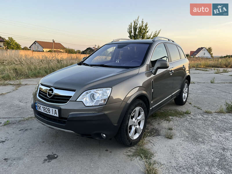 Внедорожник / Кроссовер Opel Antara 2008 в 