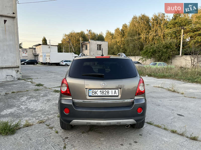 Внедорожник / Кроссовер Opel Antara 2008 в Городке