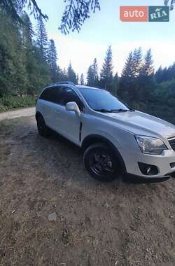 Позашляховик / Кросовер Opel Antara 2011 в 